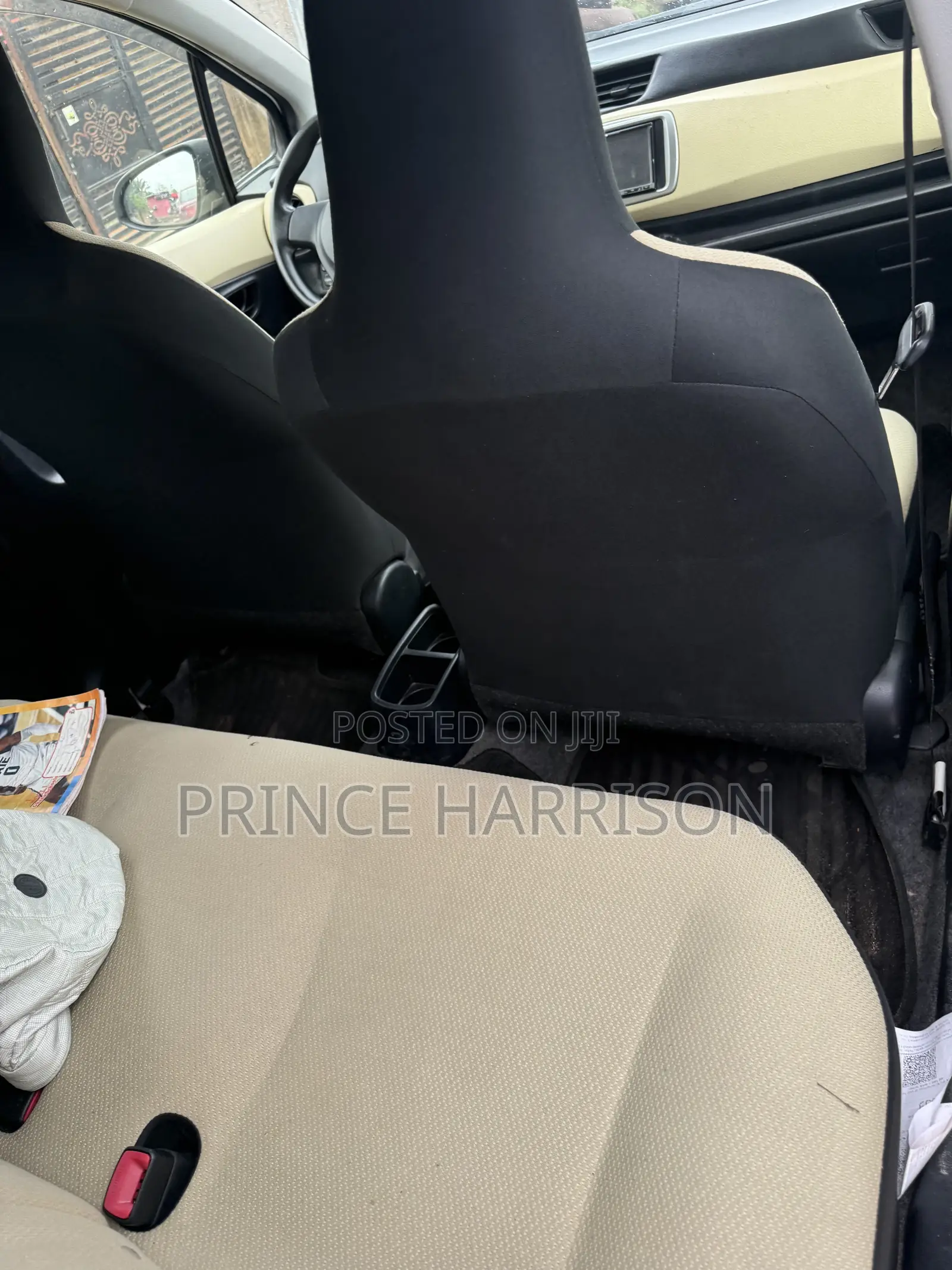 Toyota Vitz 1.3 FWD 5dr 2013 White