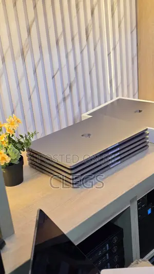 Laptop Apple MacBook Pro 2019 32GB Intel Core i9 SSD 1T