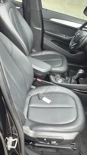 BMW X1 xDrive28i AWD 2017 Black