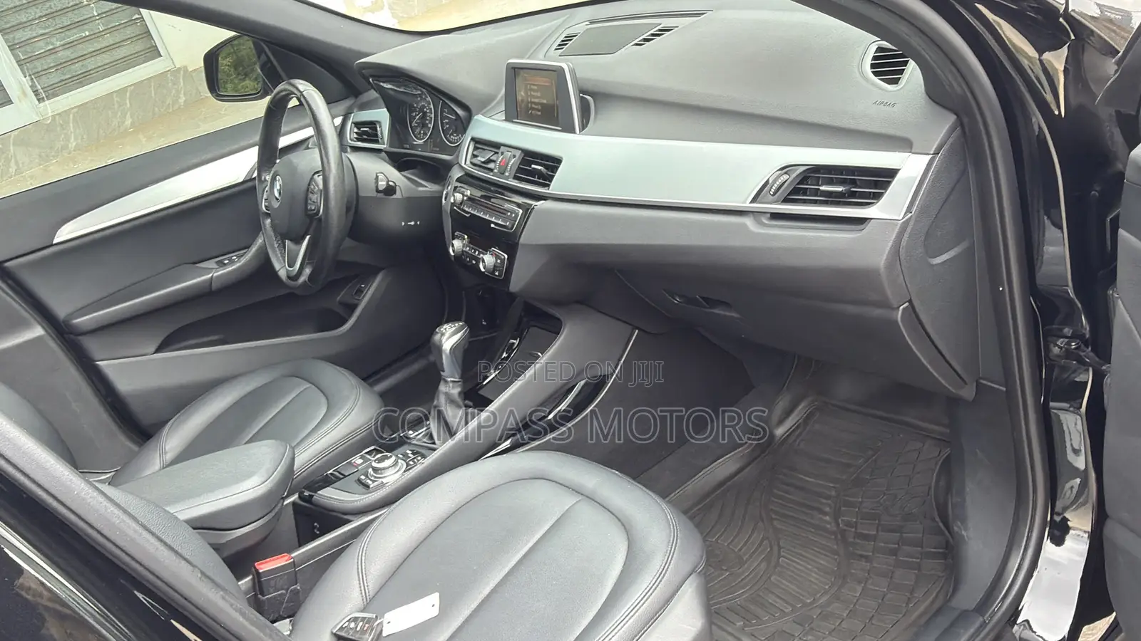 BMW X1 xDrive28i AWD 2017 Black