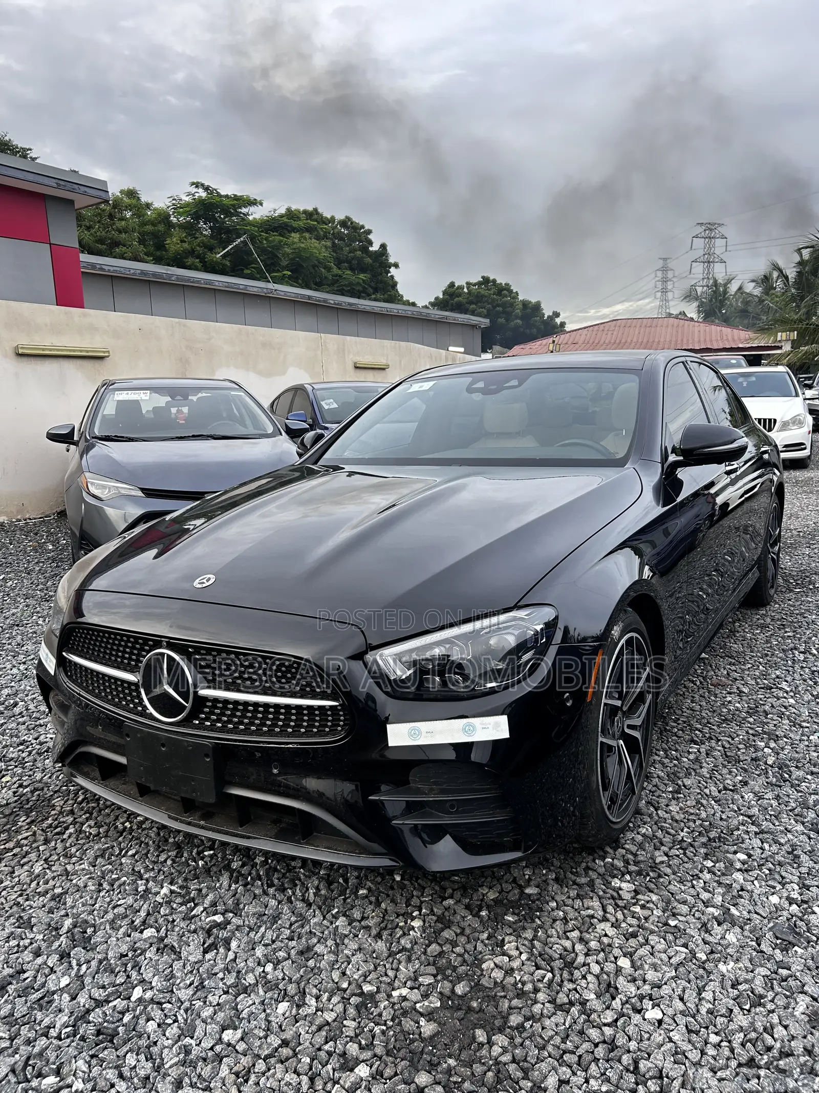 Mercedes-Benz E350 2023 Black