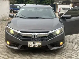 Honda Civic Type R Touring 4dr Hatchback (2.0L 4cyl) 2017 Gray