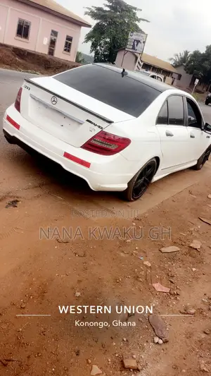 Mercedes-Benz C250 2014 White