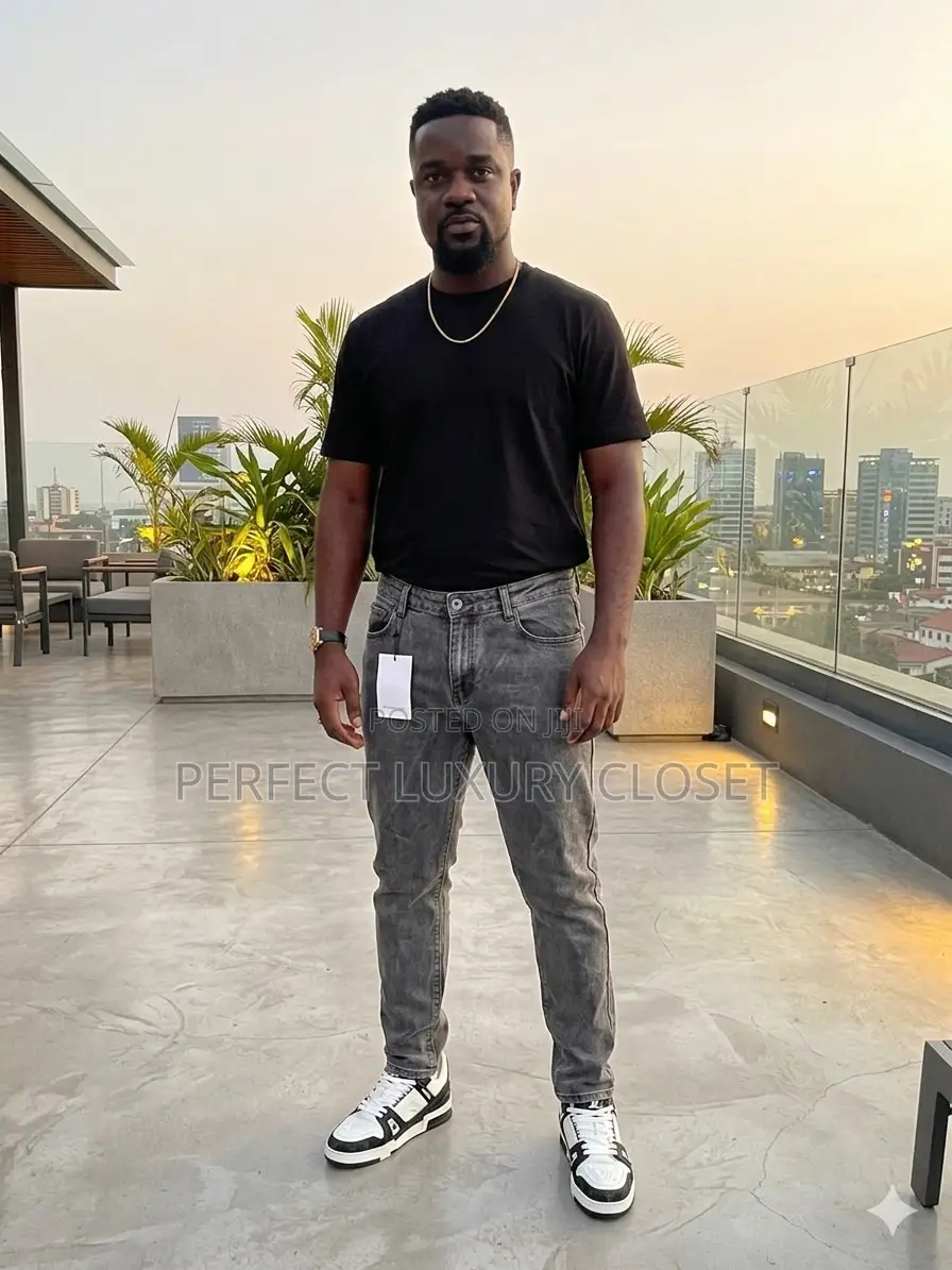 Original Plain and Straight Jeans for Men