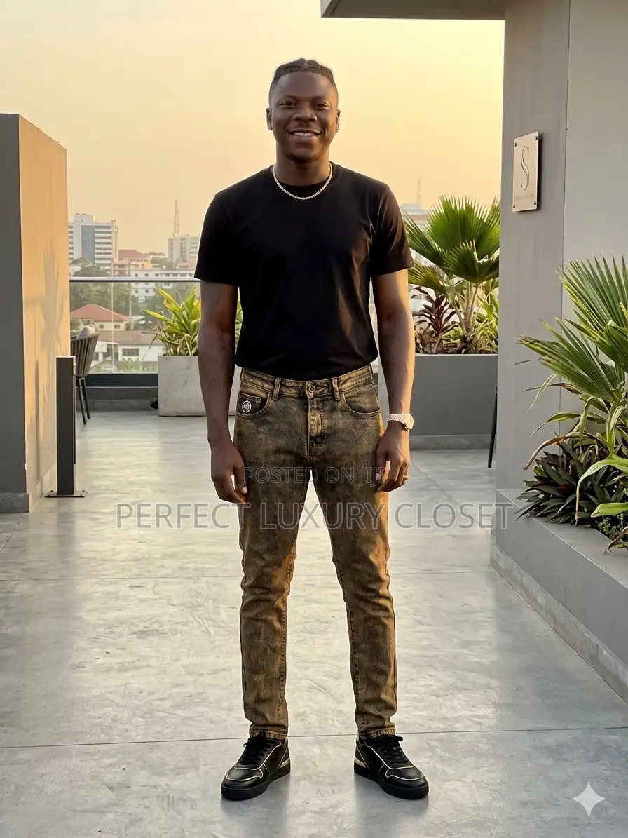 Original Plain and Straight Jeans for Men
