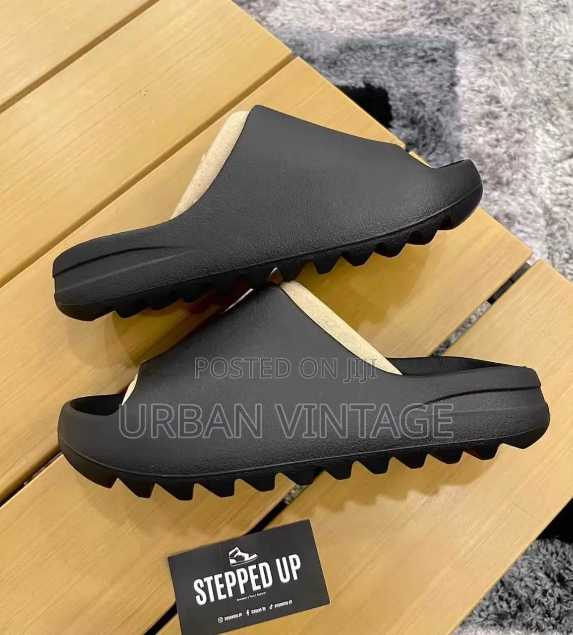 Adidas Yeezy Slides