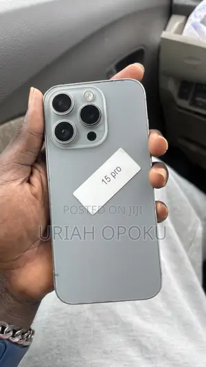 Apple iPhone 15 Pro 128 GB Silver