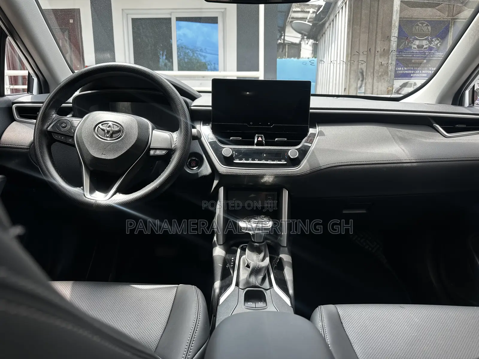 Toyota Frontlander 2.0 Petrol FWD 2024 White
