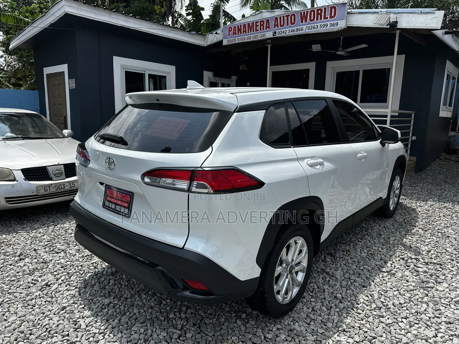 Toyota Frontlander 2.0 Petrol FWD 2024 White