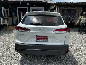 Toyota Frontlander 2.0 Petrol FWD 2024 White