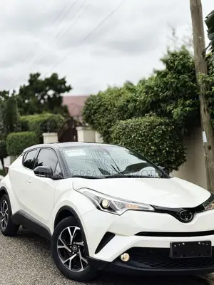 Toyota C-HR 2021 White