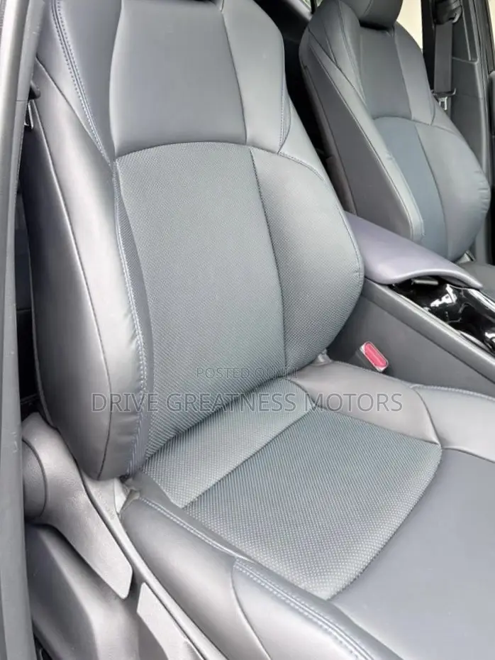 Toyota C-HR 2021 White