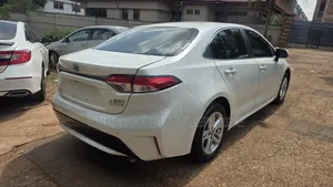 Toyota Corolla 2020 White