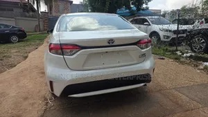 Toyota Corolla 2020 White