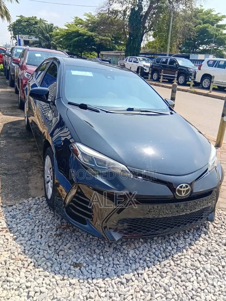 Toyota Corolla LE Eco (1.8L 4cyl 2A) 2018 Black