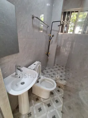 2bdrm Apartment in Ogbojo Estate, Bawaleshie for rent