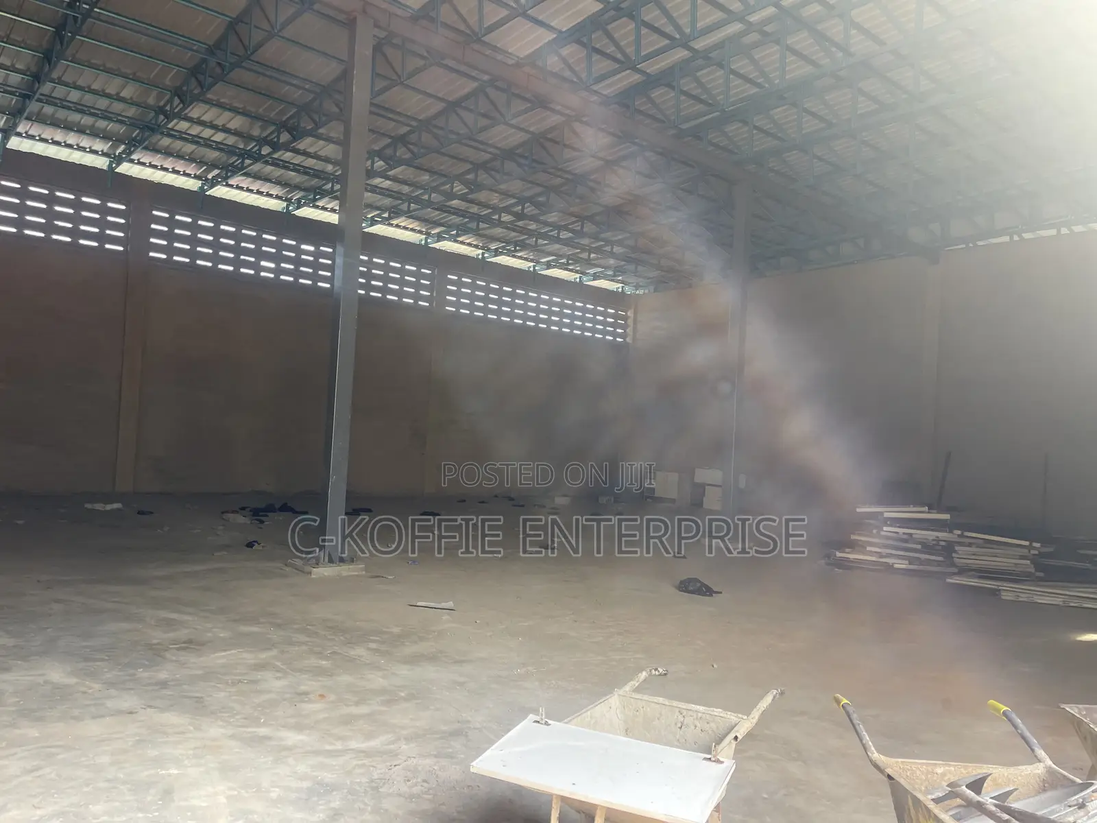 405 SQM Warehouse at Spintex /Airport for Rent