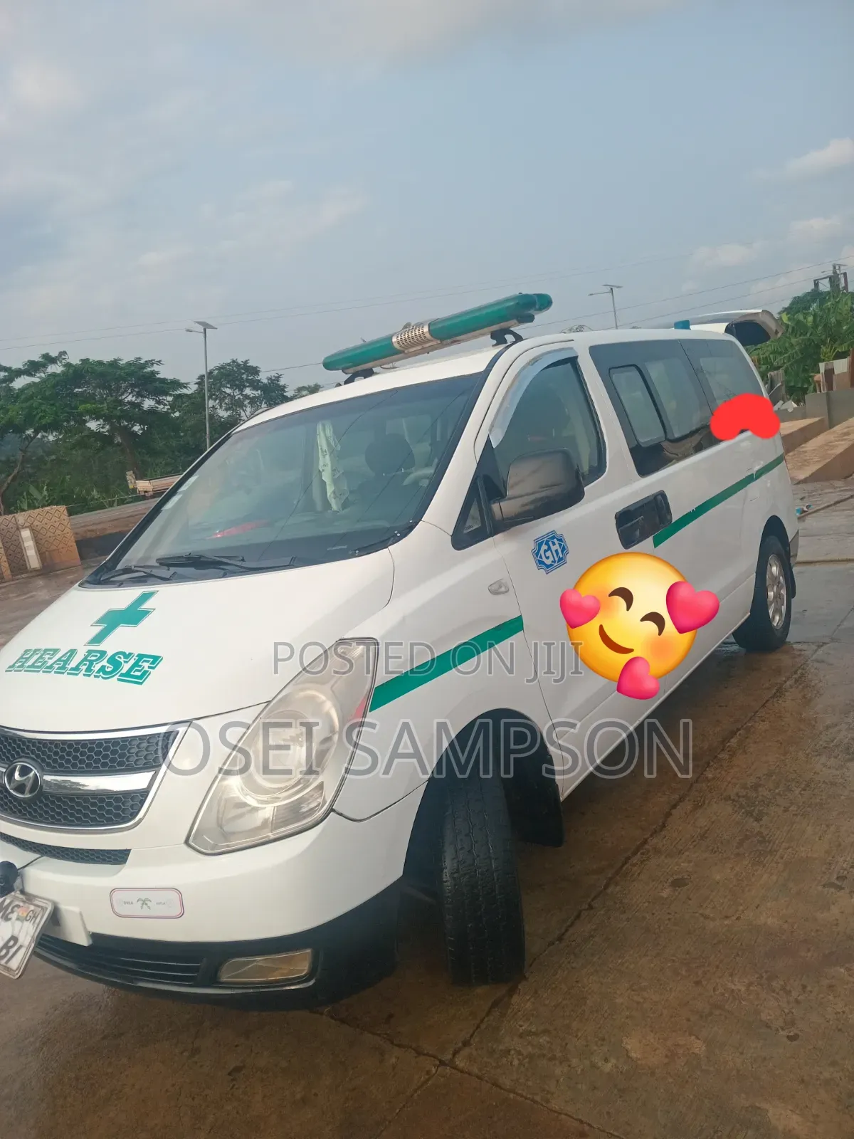 Hyundai H1 2015 White