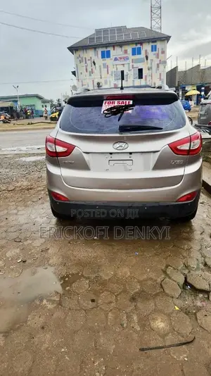 Hyundai Santa Fe Limited FWD 2016 Gray