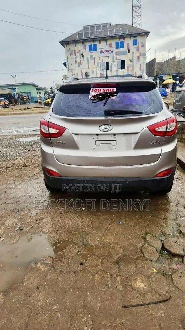 Hyundai Santa Fe Limited FWD 2016 Gray