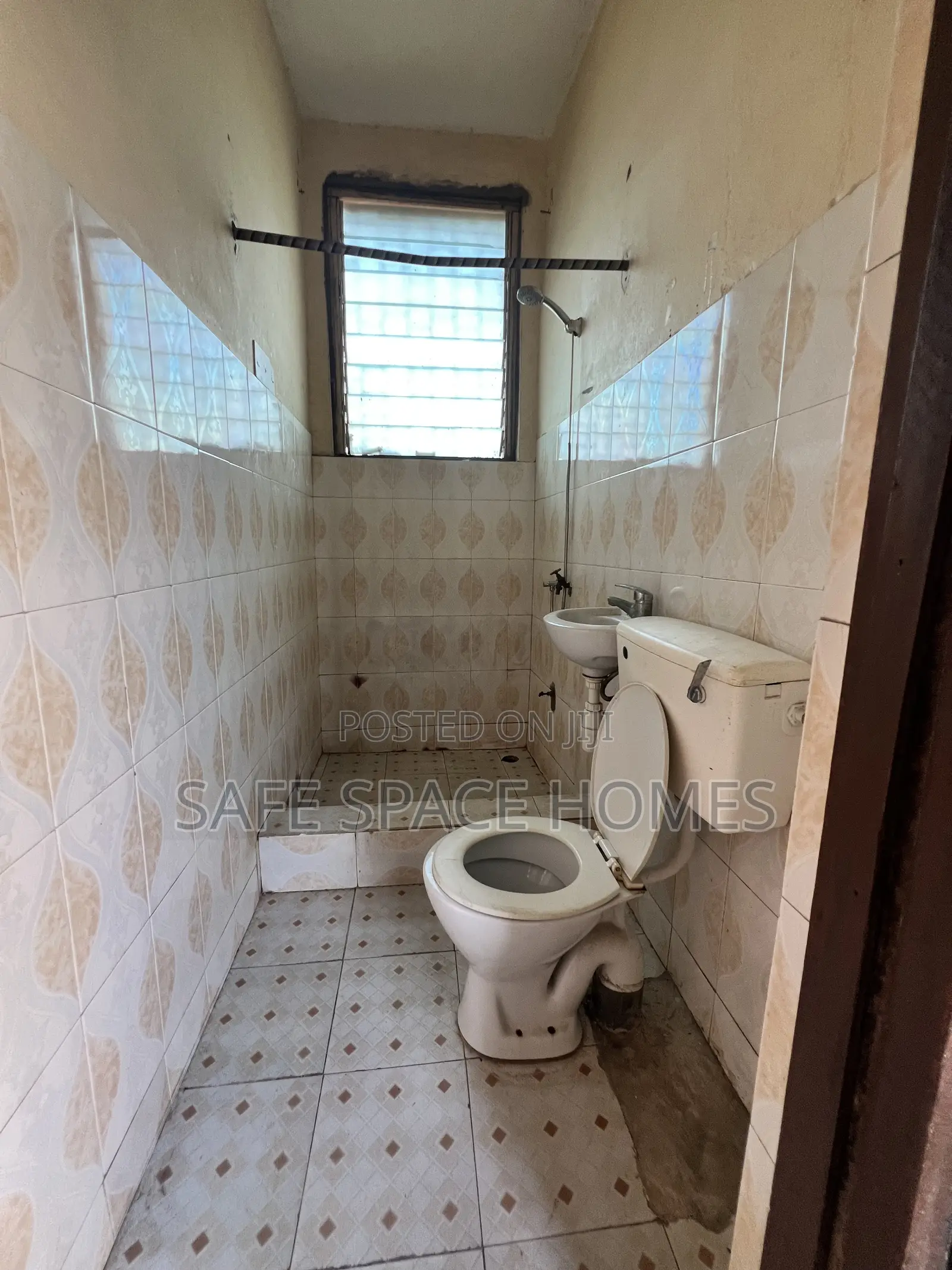 2bdrm Apartment in Burma Camp for rent