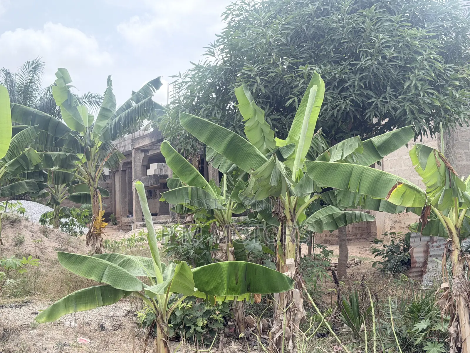 3bdrm Apartment in Emena Boadi, Kumasi Metropolitan for sale