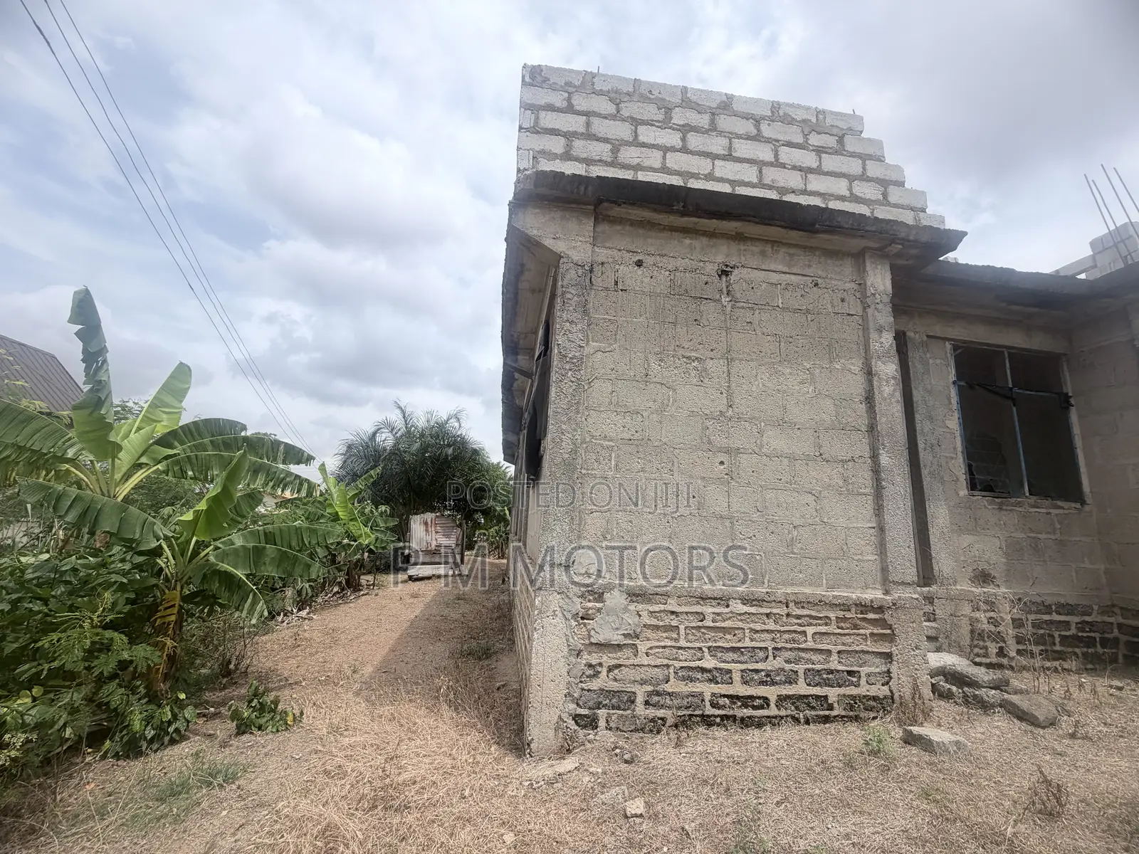 3bdrm Apartment in Emena Boadi, Kumasi Metropolitan for sale