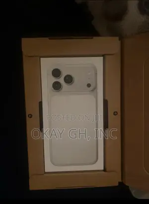 New Apple iPhone 17 Pro Max 256 GB Silver