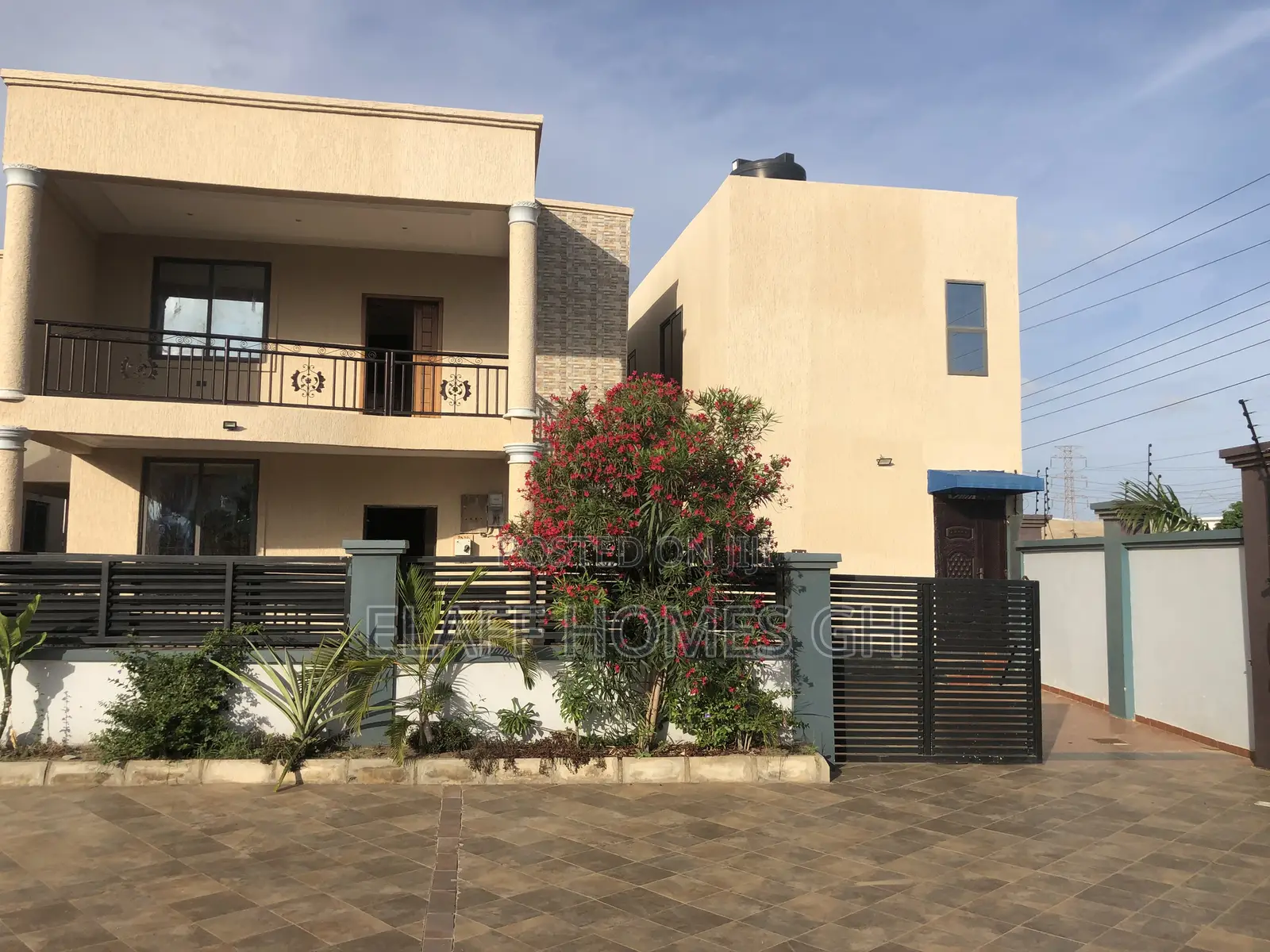 1bdrm Townhouse / Terrace in Elaffhomesgh, Otano for rent