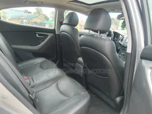 Hyundai Elantra Limited 4dr Sedan (1.8L 4cyl 6A) 2015 Gray