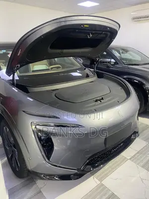 New Avatr 11 2025 Gray