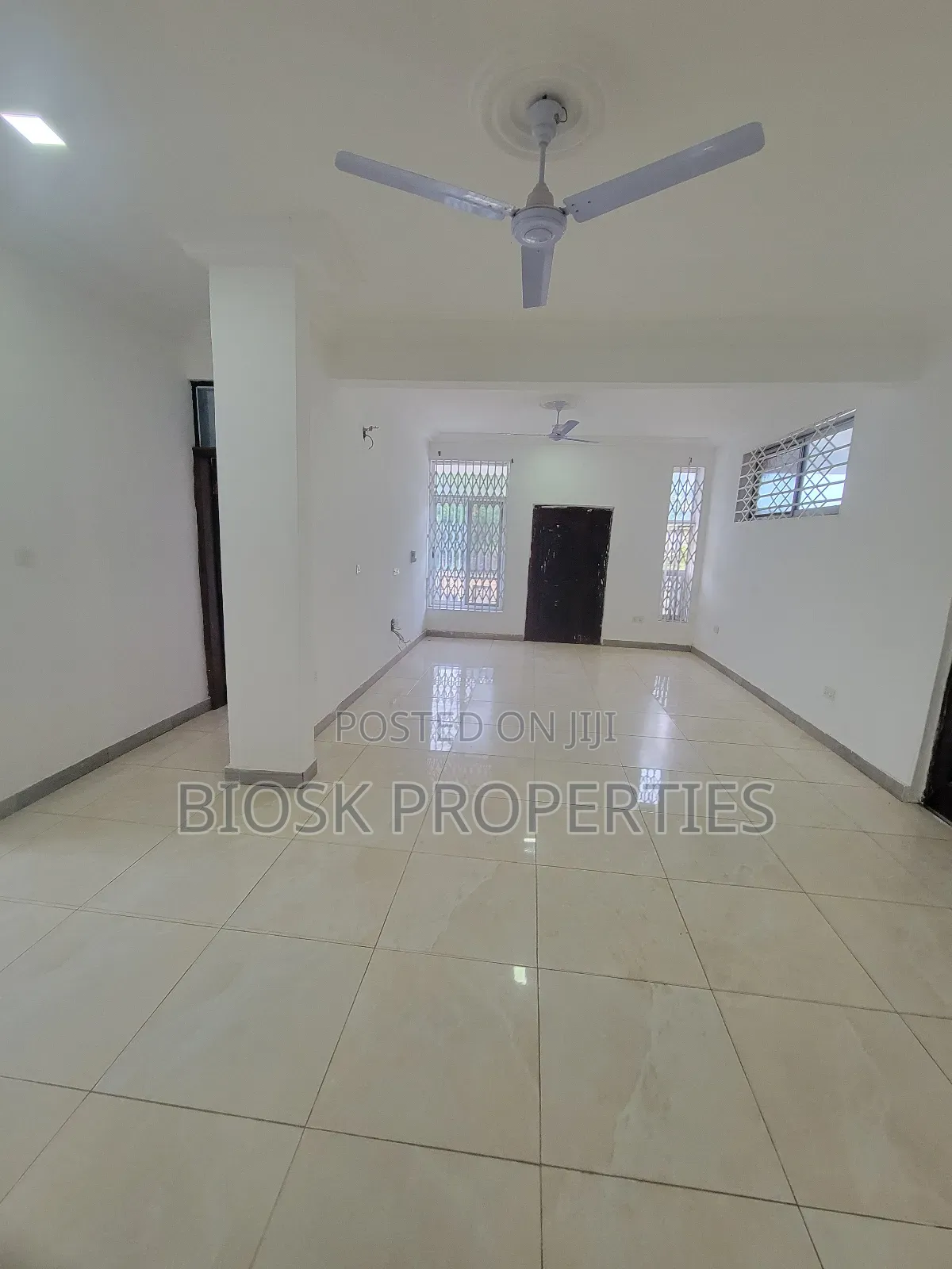 2bdrm Apartment in Biosk Properties, Amrahia for rent