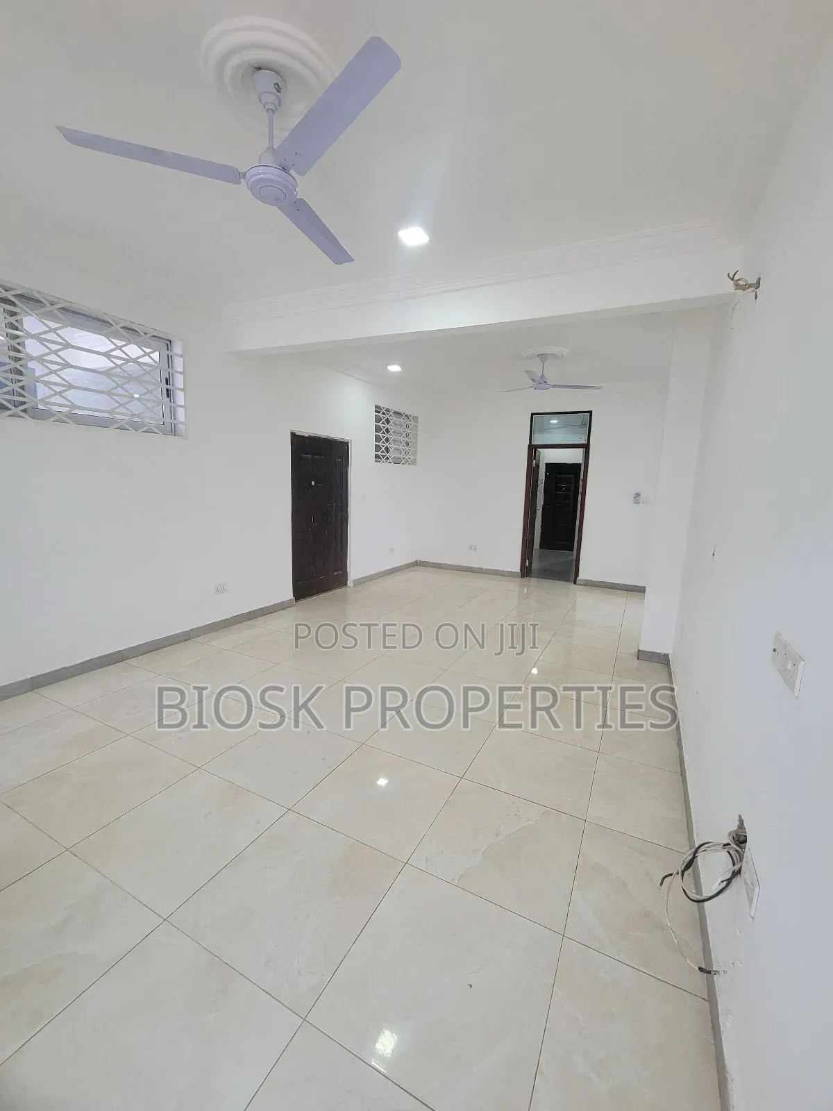 2bdrm Apartment in Biosk Properties, Amrahia for rent