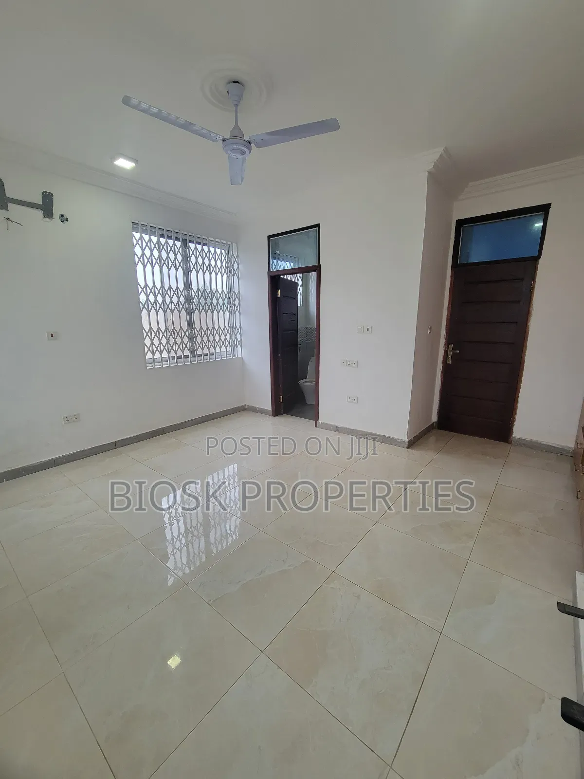 2bdrm Apartment in Biosk Properties, Amrahia for rent