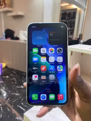 Apple iPhone 11 64 GB White