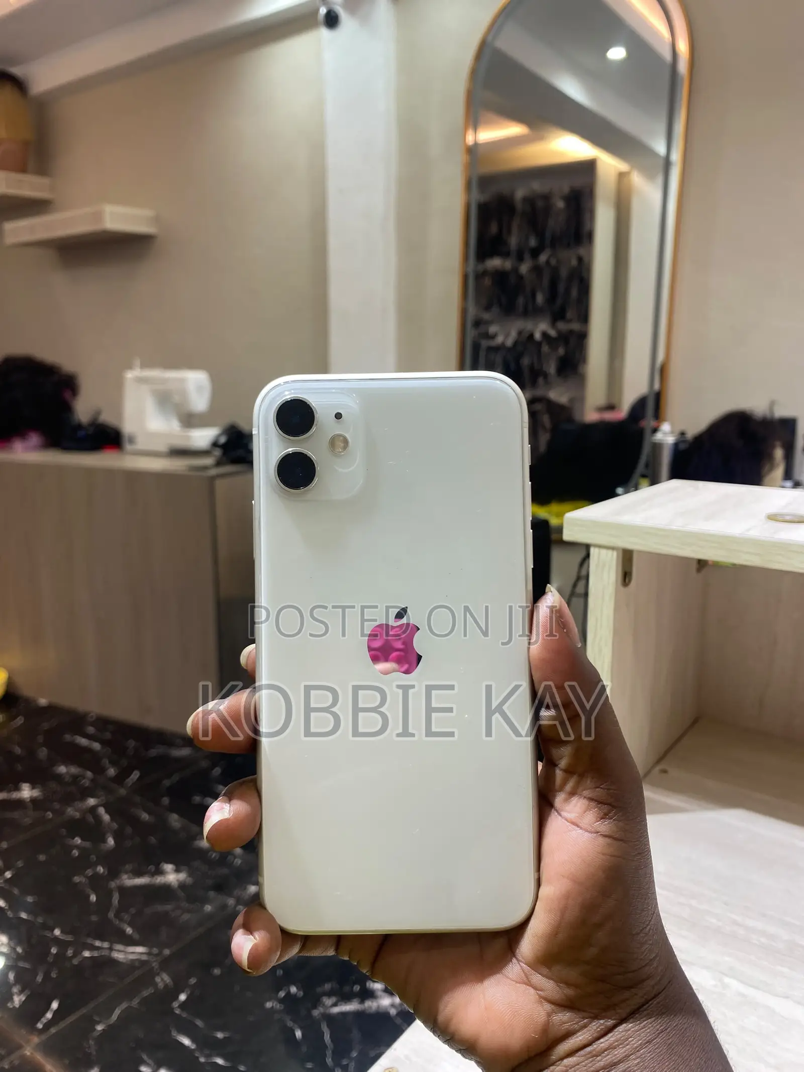 Apple iPhone 11 64 GB White