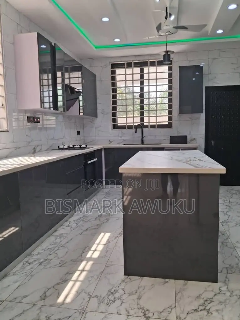 4bdrm House in Agbogba for sale
