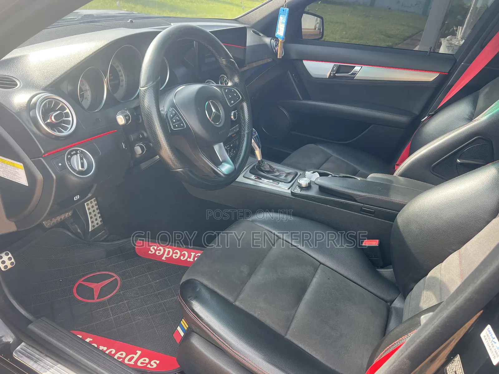 Mercedes-Benz C250 2013 Black