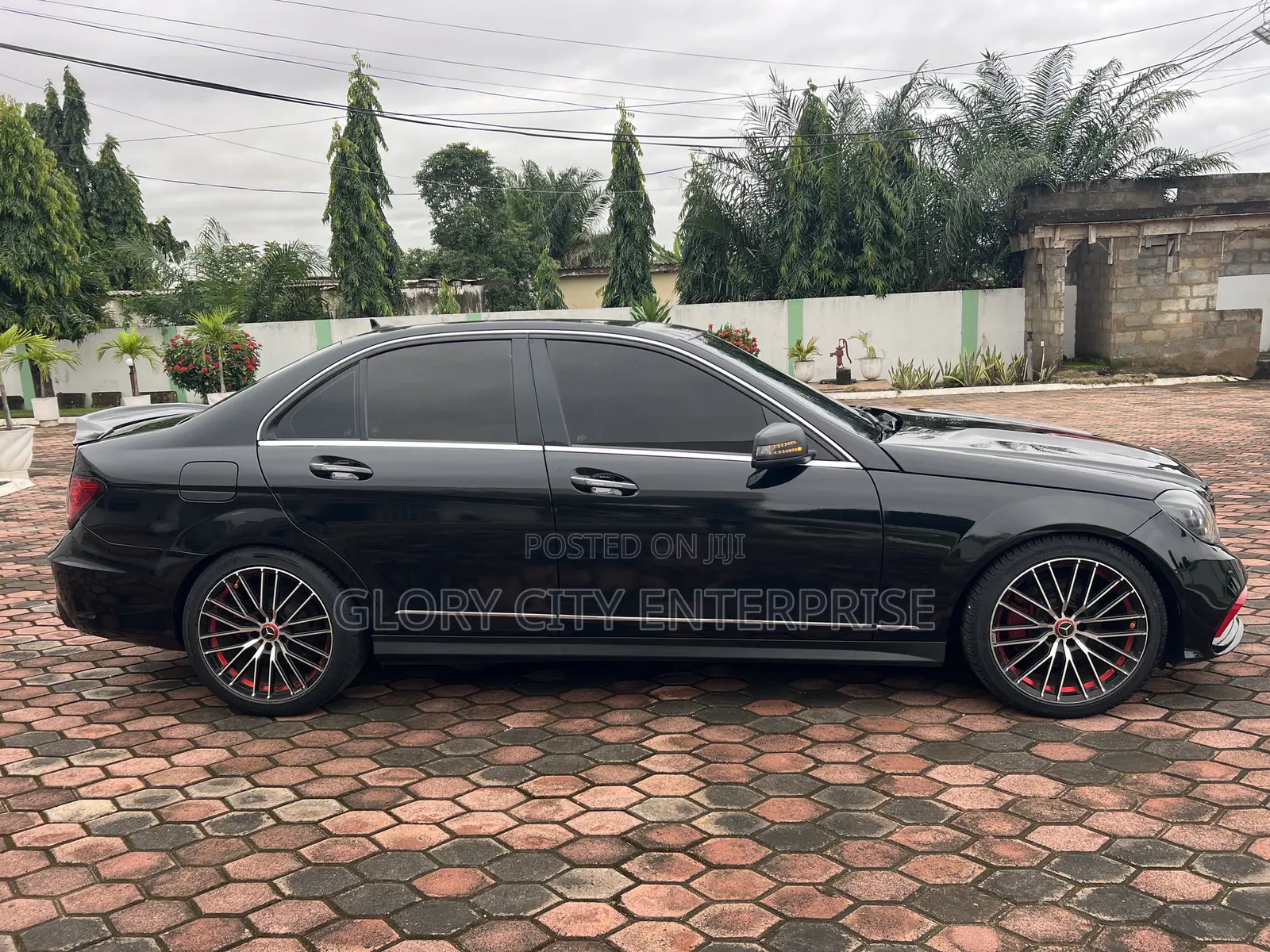Mercedes-Benz C250 2013 Black