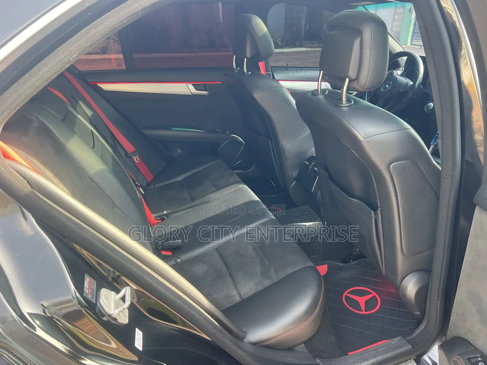 Mercedes-Benz C250 2013 Black