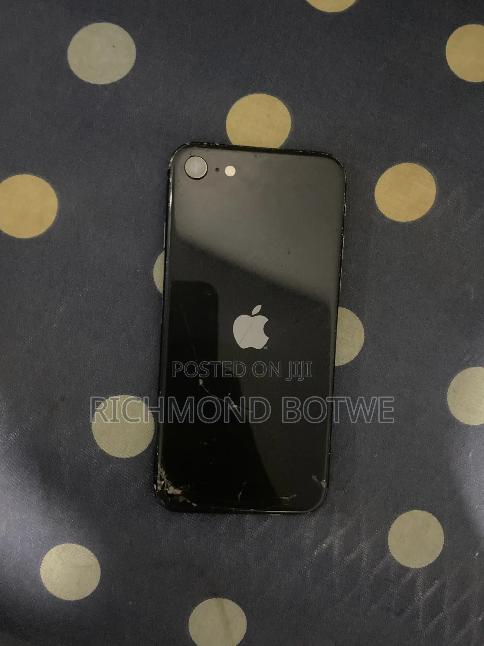 Apple iPhone SE (2022) 64 GB Gray