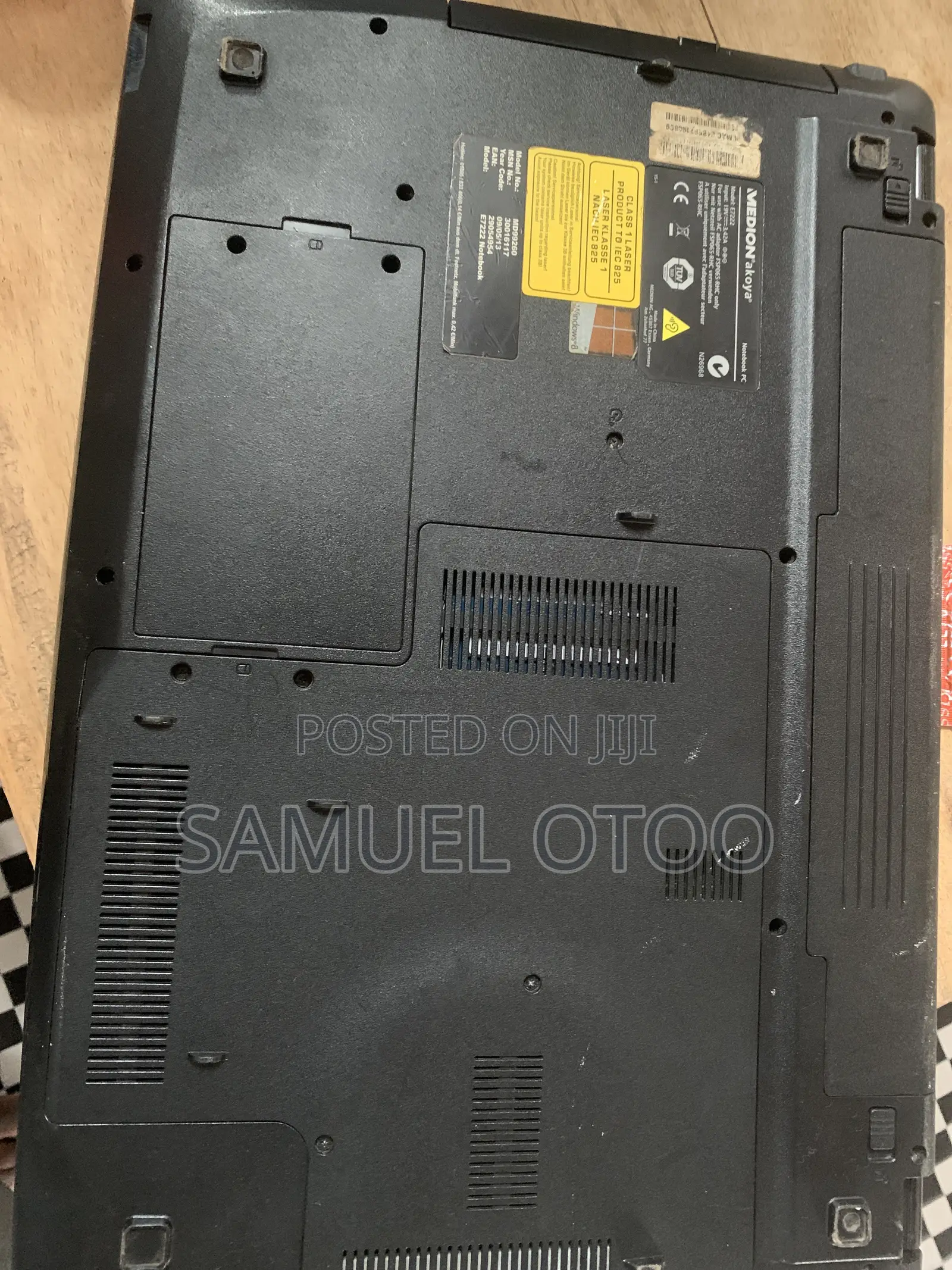Laptop Medion 8GB Intel Pentium HDD 500GB