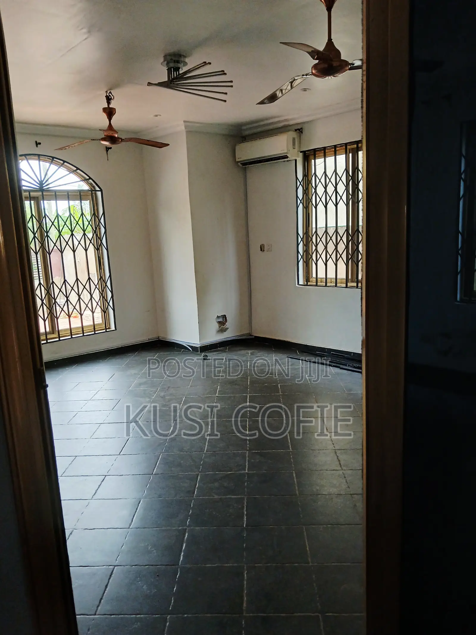 3bdrm Duplex in Pure Water for rent