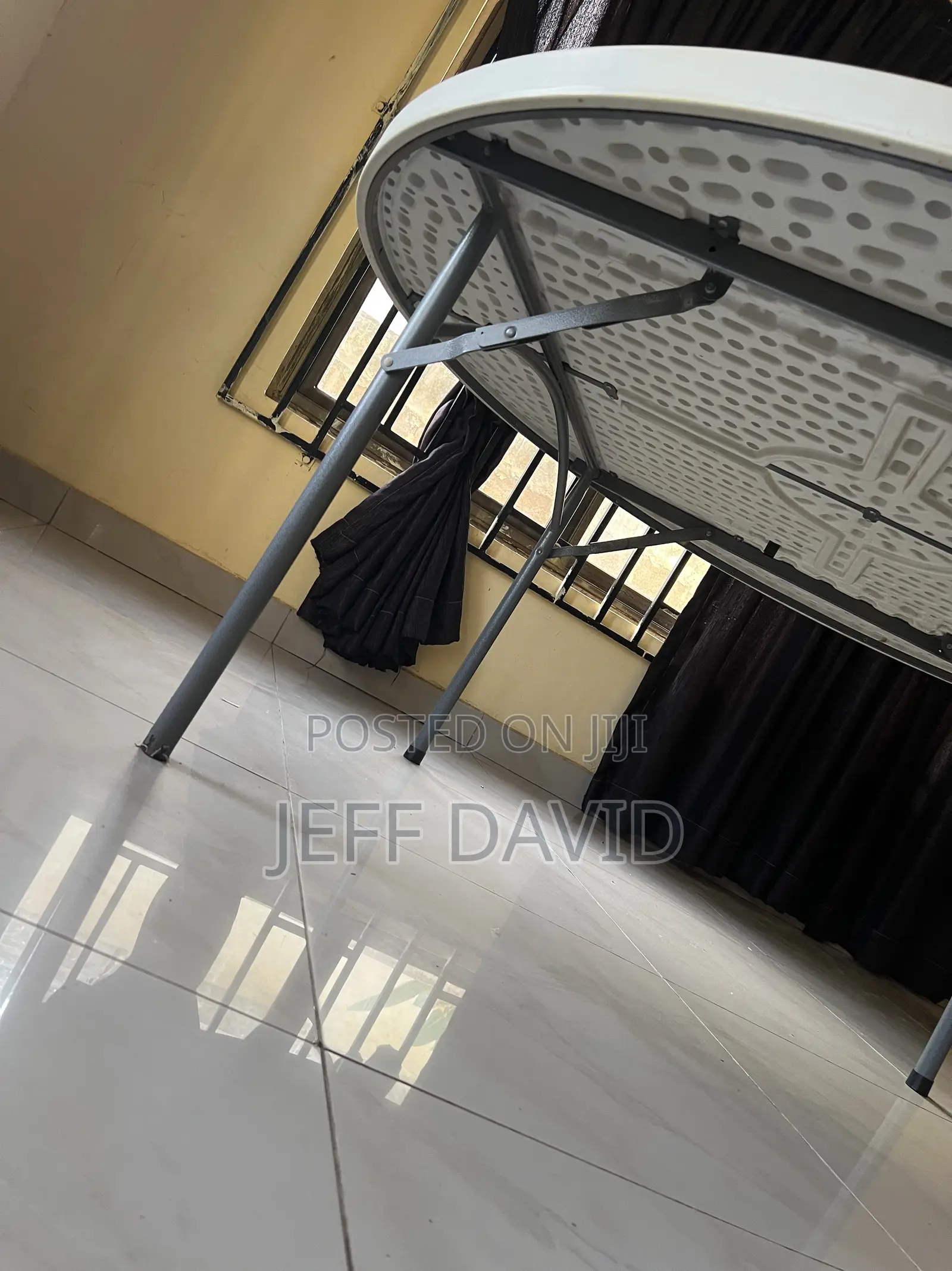 Strong Round Folding Table for Sale