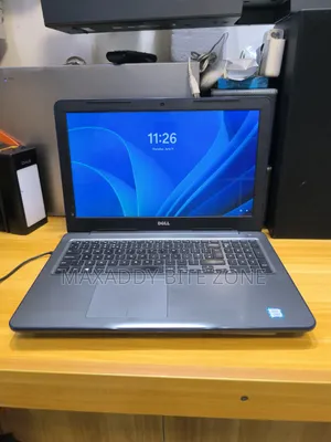 Laptop Dell Inspiron 15 3567 8GB Intel Core i3 SSD 256GB