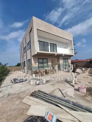 4bdrm House in Ashaley Botwe for sale