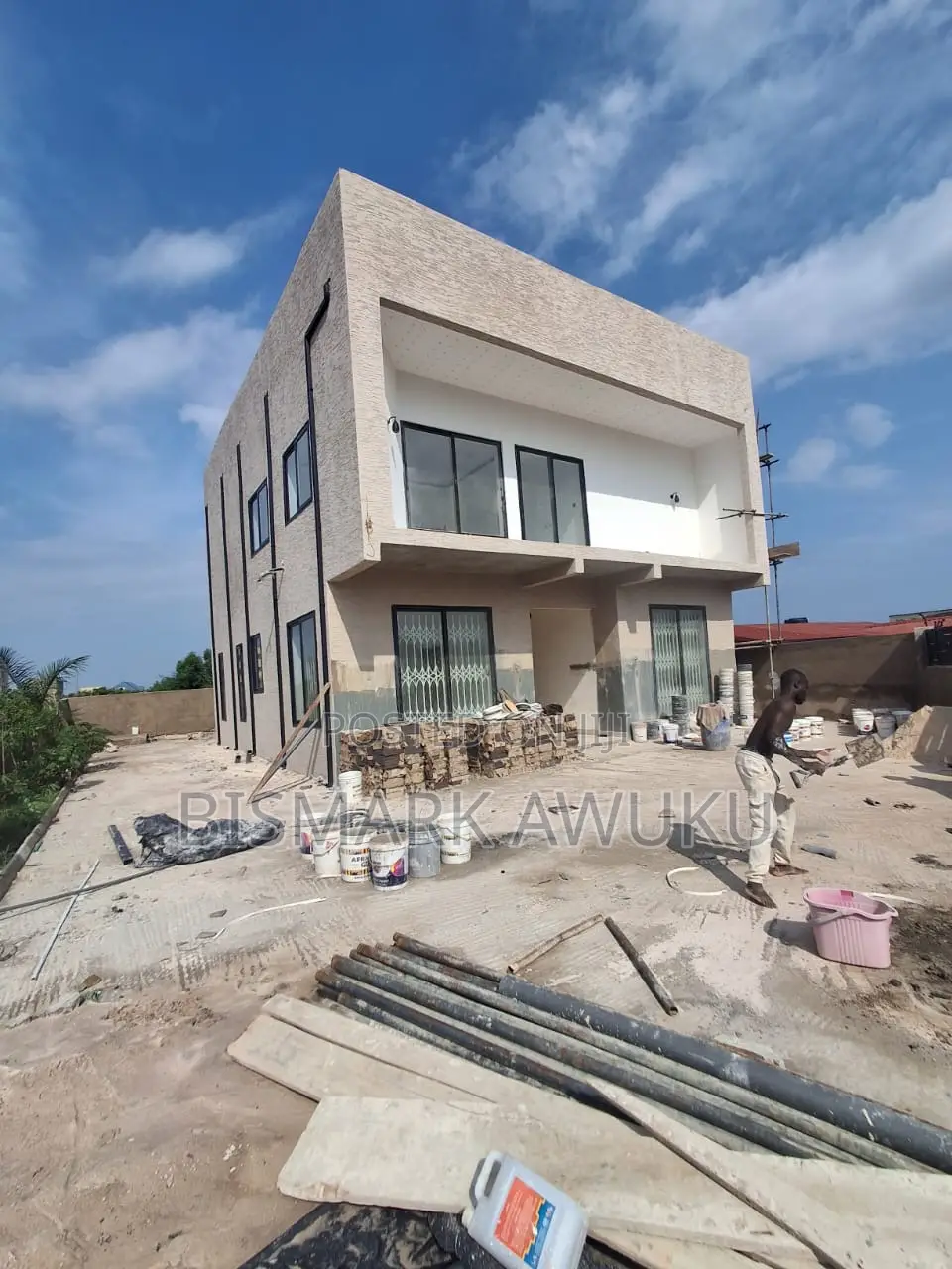 4bdrm House in Ashaley Botwe for sale