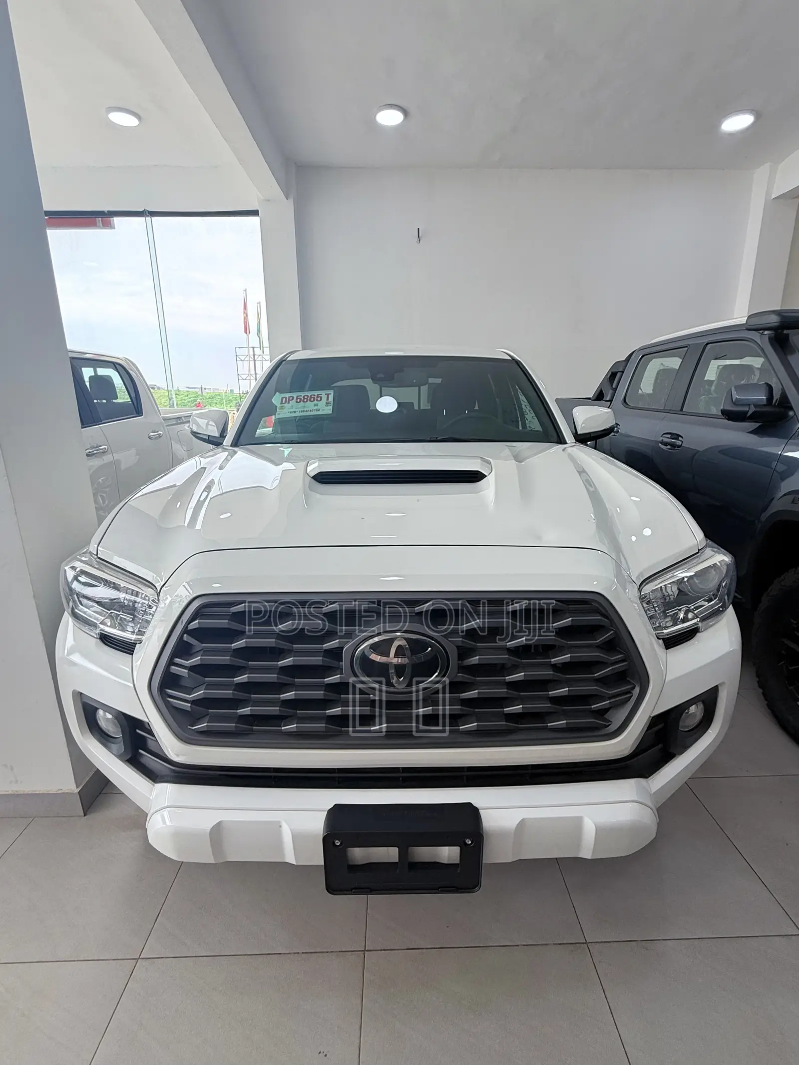 New Toyota Tacoma 2024 White