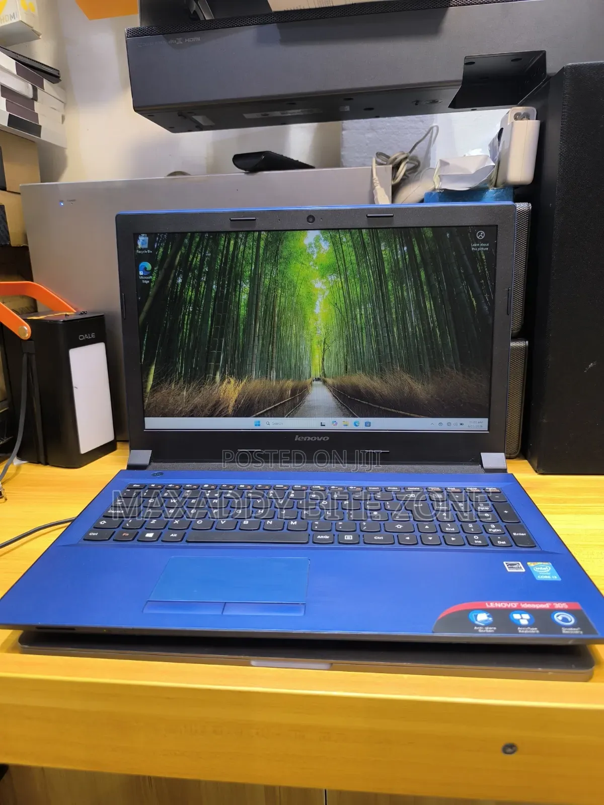 Laptop Lenovo IdeaPad 300 8GB Intel Core i3 HDD 1T