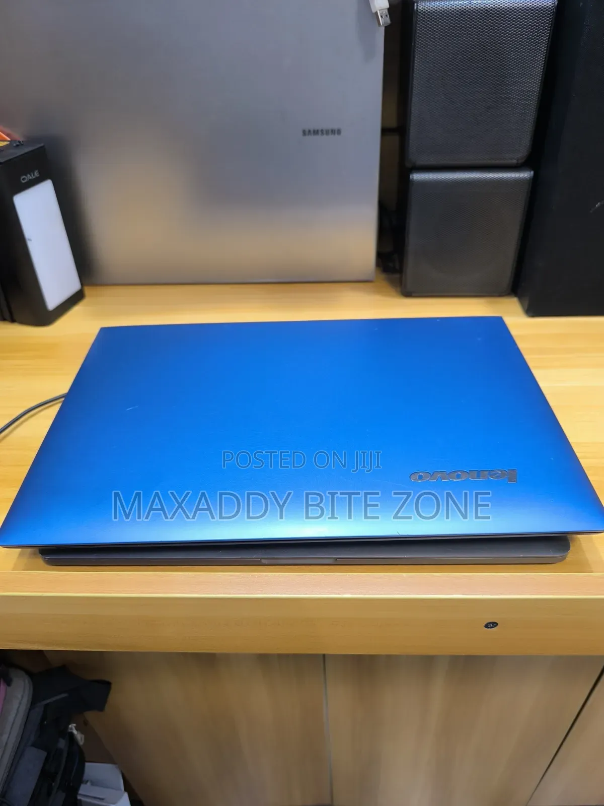 Laptop Lenovo IdeaPad 300 8GB Intel Core i3 HDD 1T